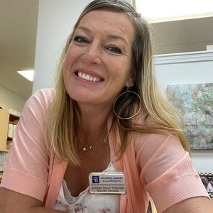 Meet your Posher, Dolena